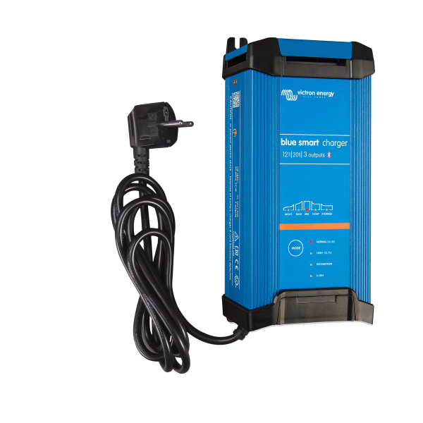 Blue Smart IP22 Charger 12/20(3) 230V CEE 7/7